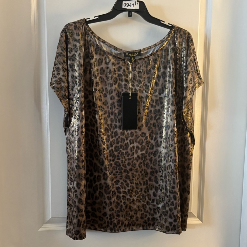 Park & Main Leopard Print Metallic Top sz 3X